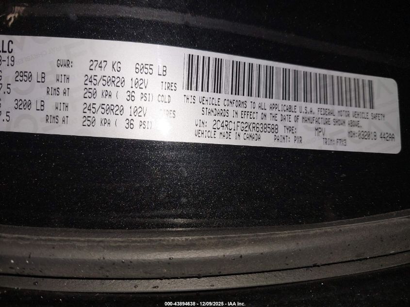 2019 Chrysler Pacifica Touring Plus VIN: 2C4RC1FG2KR638588 Lot: 43894638