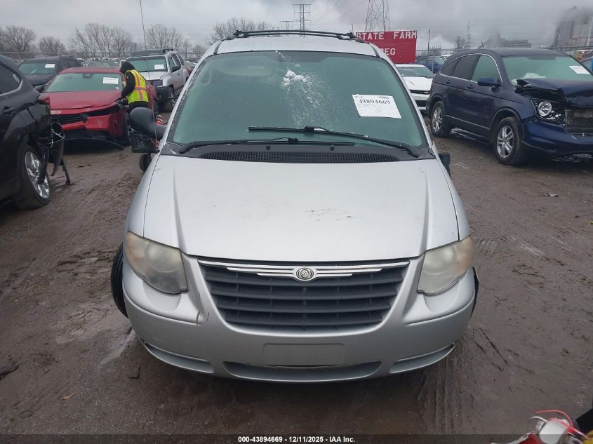 2005 Chrysler Town & Country Touring VIN: 2C4GP54L15R466187 Lot: 43894669