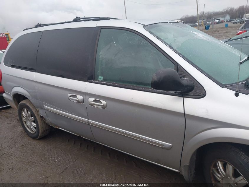 2005 Chrysler Town & Country Touring VIN: 2C4GP54L15R466187 Lot: 43894669