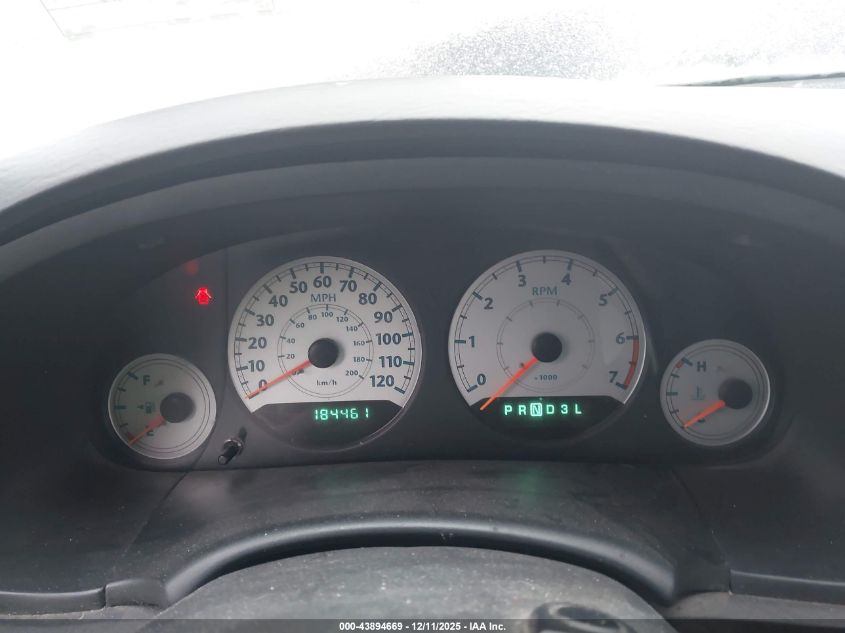 2005 Chrysler Town & Country Touring VIN: 2C4GP54L15R466187 Lot: 43894669