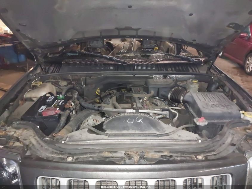 2004 Jeep Grand Cherokee Laredo VIN: 1J4GW48S84C347584 Lot: 43894720