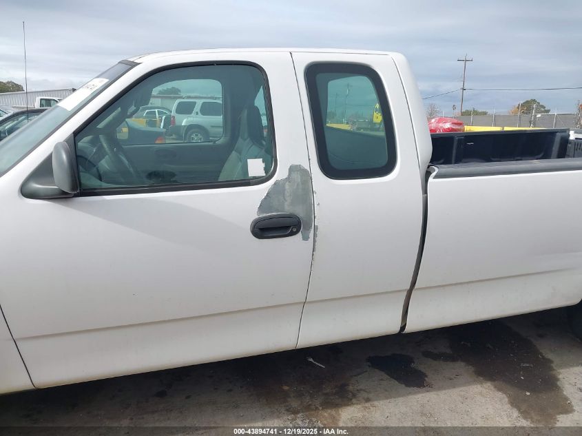 2000 Ford F-150 Lariat/Work Series/Xl/Xlt VIN: 1FTRX17W7YKA37131 Lot: 43894741