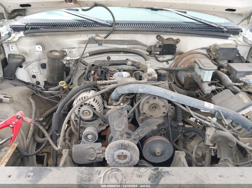 1997 Chevrolet C1500 Fleetside VIN: 1GCEC14W3VZ256685 Lot: 43894742