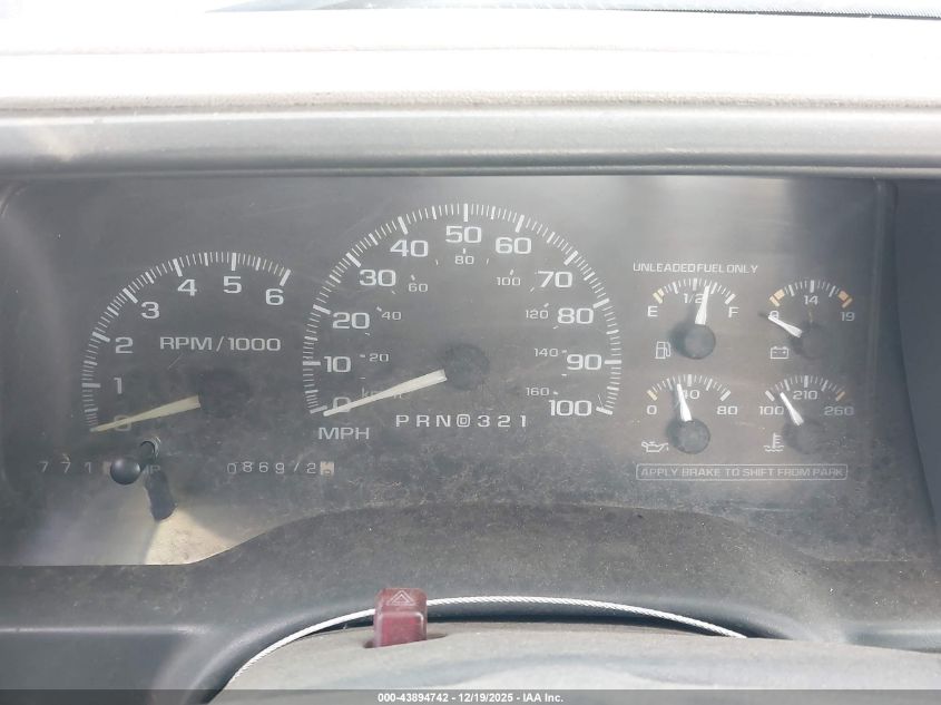 1997 Chevrolet C1500 Fleetside VIN: 1GCEC14W3VZ256685 Lot: 43894742