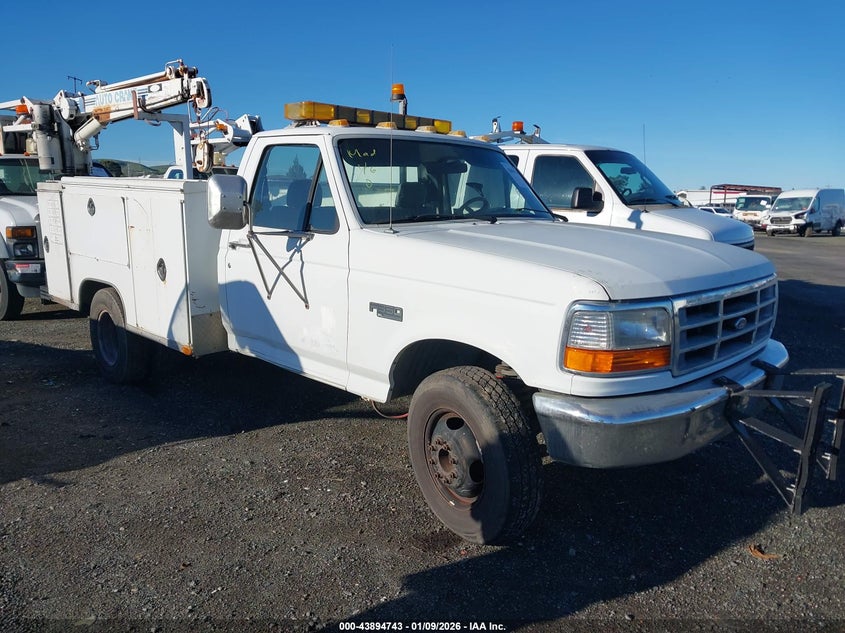 1FDKF37G3SEA09899 1995 Ford F350 auction photo 1