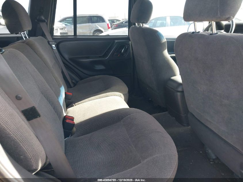 2000 Jeep Grand Cherokee Laredo VIN: 1J4GW48NXYC168947 Lot: 43894759