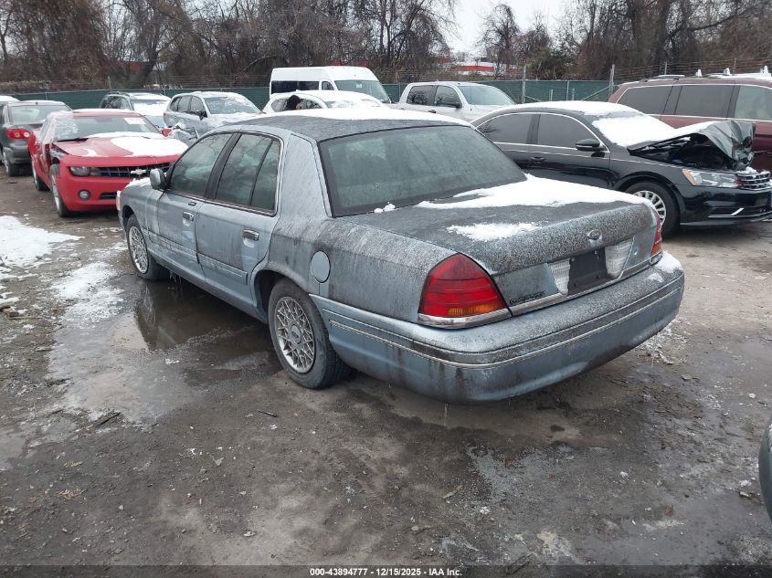 2FAFP74WX1X148842 2001 FORD CROWN VICTORIA photo no. 3