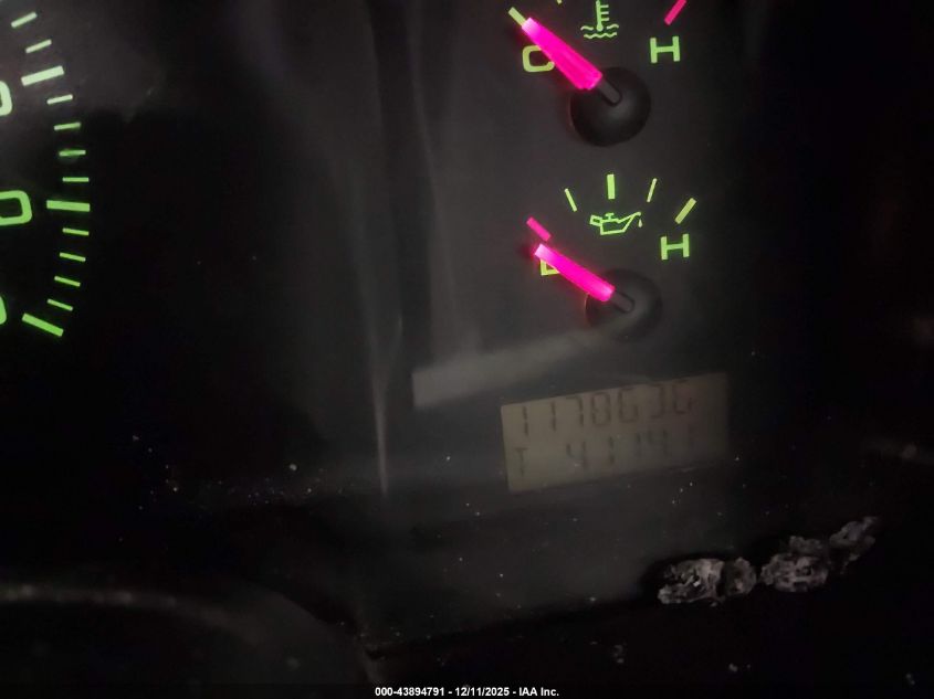 2004 Ford F-150 Xl/Xlt VIN: 1FTPF12594NA90527 Lot: 43894791