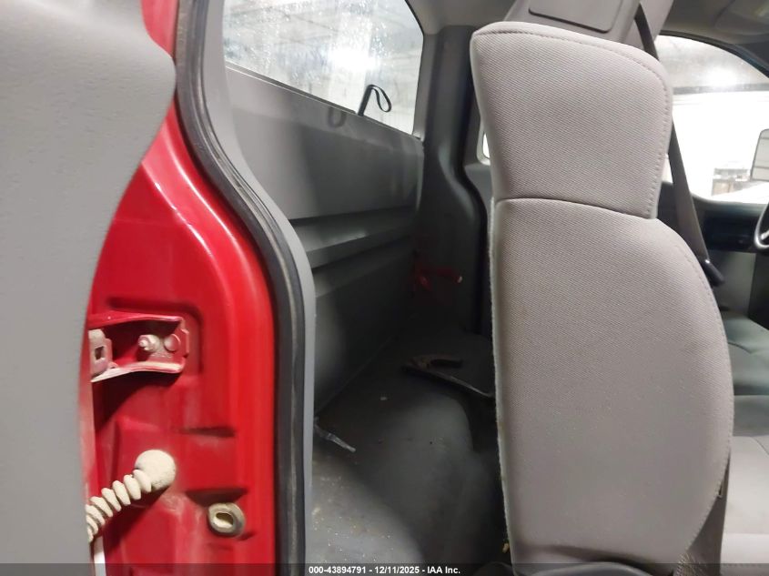 2004 Ford F-150 Xl/Xlt VIN: 1FTPF12594NA90527 Lot: 43894791