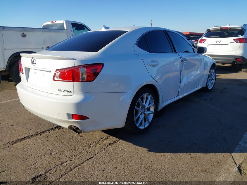 JTHBF5C22C5181321 2012 LEXUS IS photo no. 4