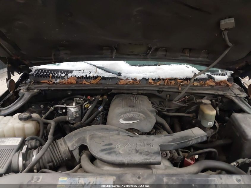 2002 Chevrolet Tahoe Lt VIN: 1GNEK13Z72J242434 Lot: 43894914