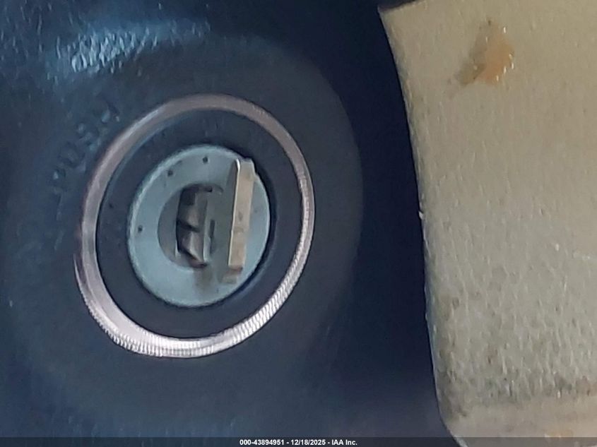 2012 Toyota Camry Le VIN: 4T4BF1FK1CR255275 Lot: 43894951