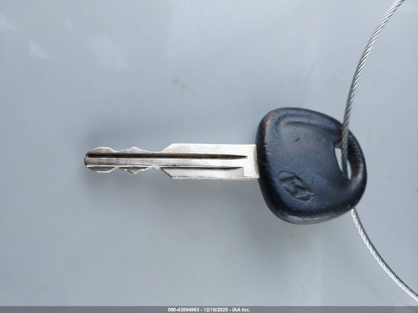 2005 Hyundai Accent Gls VIN: KMHCG45C25U652794 Lot: 43894963