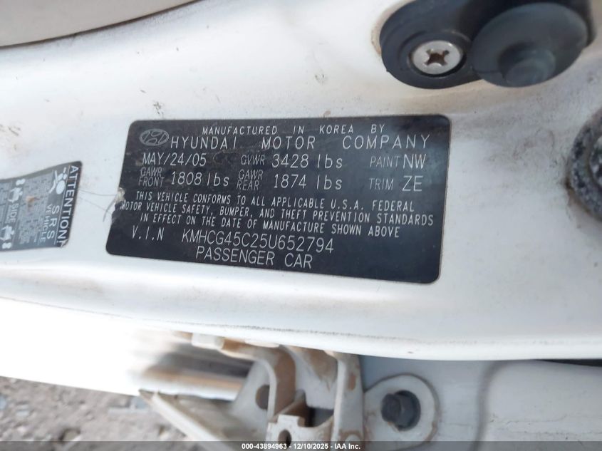 2005 Hyundai Accent Gls VIN: KMHCG45C25U652794 Lot: 43894963