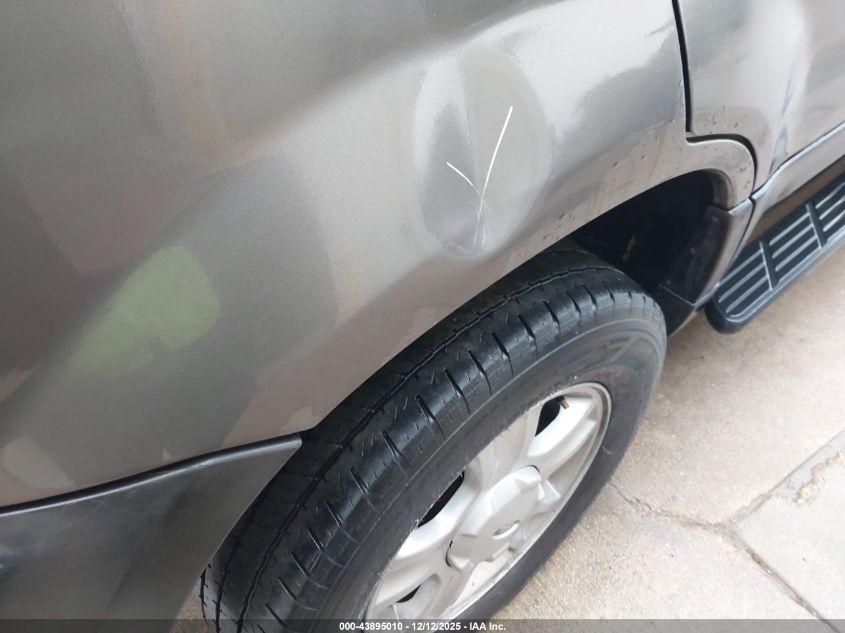 2004 Ford Escape Xlt VIN: 1FMYU03194DA10709 Lot: 43895010