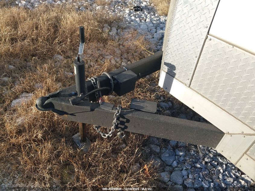 2023 Covered Wagon Traile Enclosed Trailer 20' VIN: 53FBE2025PF090664 Lot: 43895028