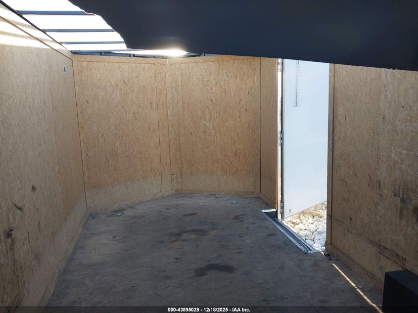 2023 Covered Wagon Traile Enclosed Trailer 20' VIN: 53FBE2025PF090664 Lot: 43895028