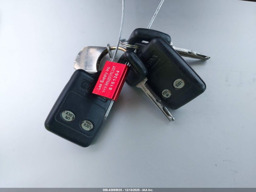 1995 Volvo 960 VIN: YV1KW9619S1023263 Lot: 43895035