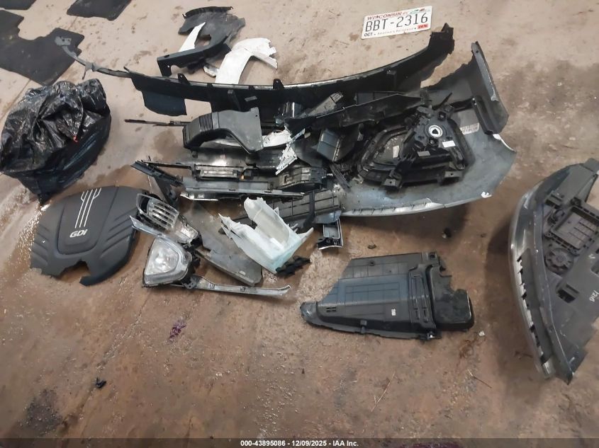 2016 Kia Sorento 3.3L Ex VIN: 5XYPHDA5XGG159766 Lot: 43895086