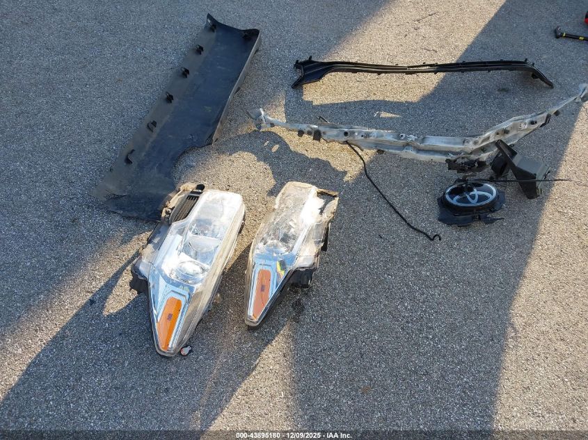 2019 Toyota Tacoma Sr VIN: 5TFRX5GNXKX144604 Lot: 43895180