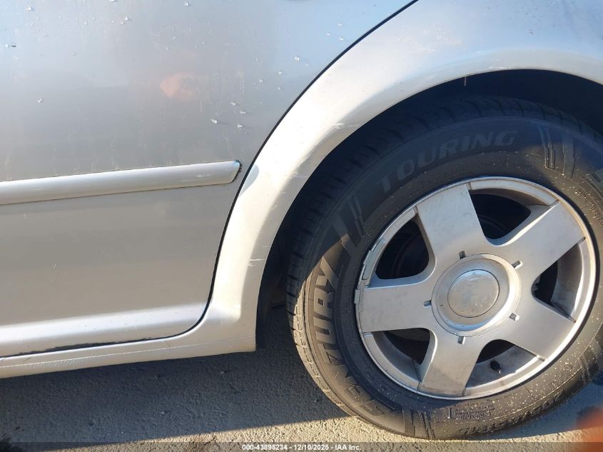 2000 Volkswagen Jetta Gls VIN: 3VWSC29M0YM122784 Lot: 43895234