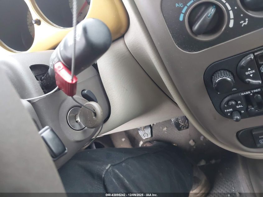 2002 Chrysler Pt Cruiser Limited VIN: 3C8FY68B82T351934 Lot: 43895242