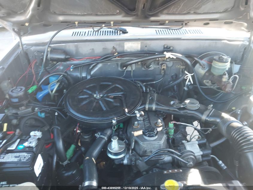 1986 Toyota Pickup Rn64 Dlx VIN: JT4RN64D8G5005548 Lot: 43895259