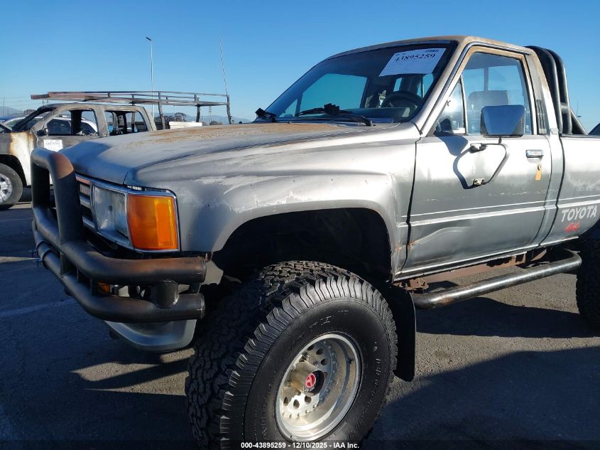 1986 Toyota Pickup Rn64 Dlx VIN: JT4RN64D8G5005548 Lot: 43895259