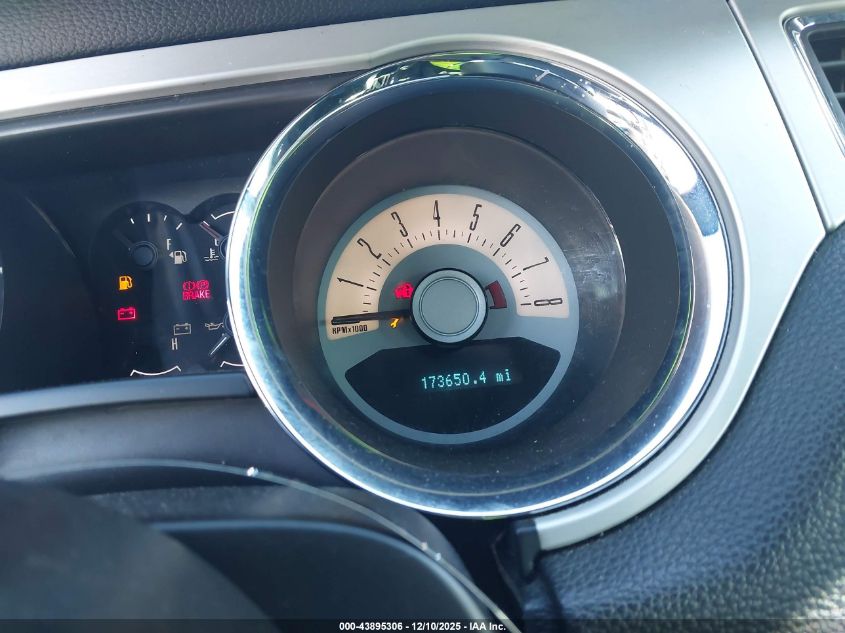 2011 Ford Mustang V6 Premium VIN: 1ZVBP8AM4B5169770 Lot: 43895306