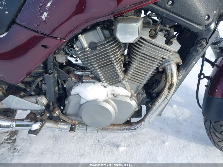 1990 Suzuki Vx800 VIN: JS1VS51A0L2100929 Lot: 43895323