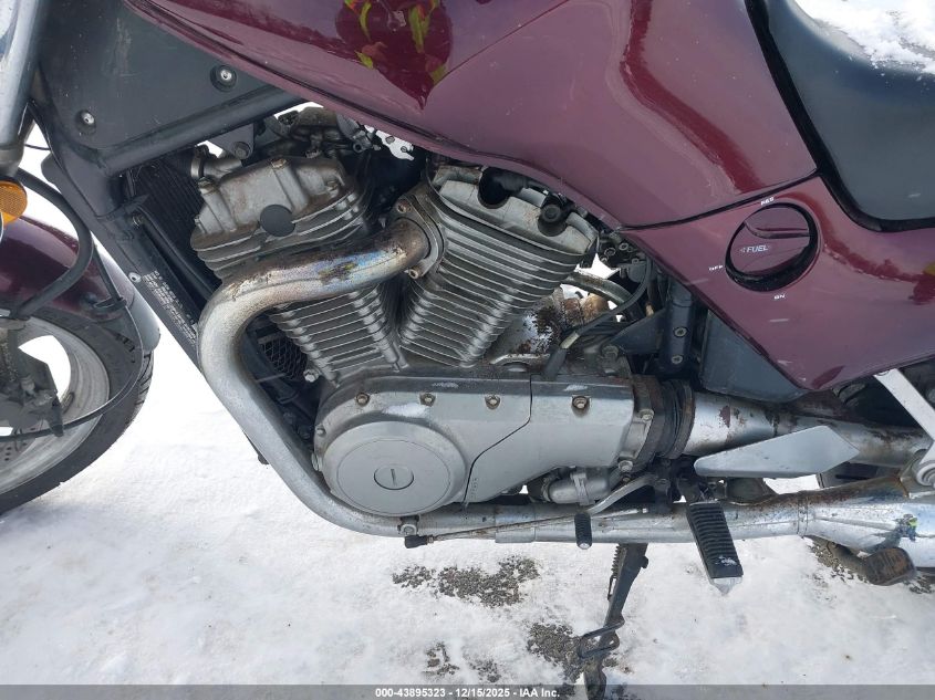 1990 Suzuki Vx800 VIN: JS1VS51A0L2100929 Lot: 43895323