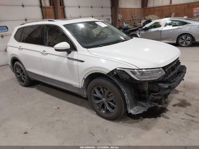 VOLKSWAGEN TIGUAN 2.0T SE