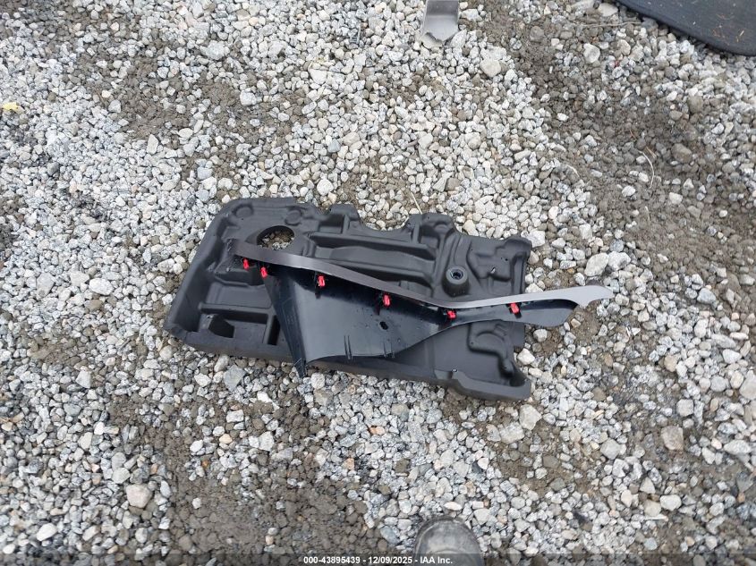 2024 Toyota Camry Le VIN: 4T1C11AK3RU215163 Lot: 43895439