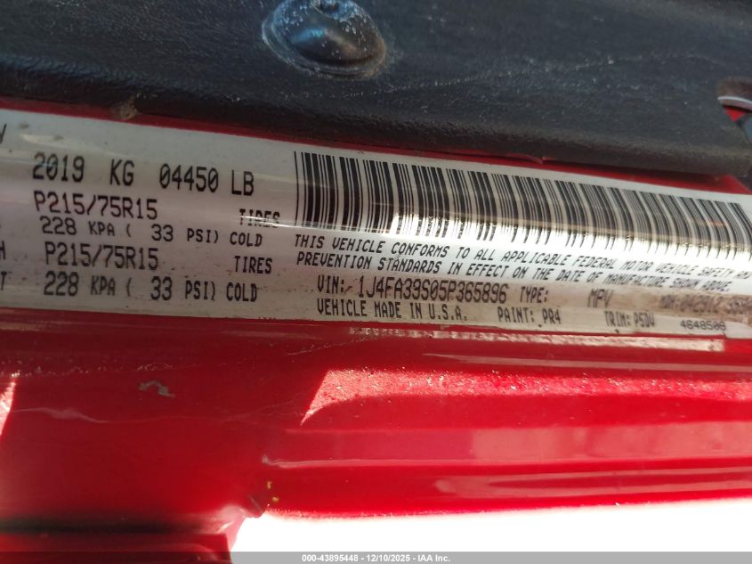 2005 Jeep Wrangler X VIN: 1J4FA39S05P365896 Lot: 43895448