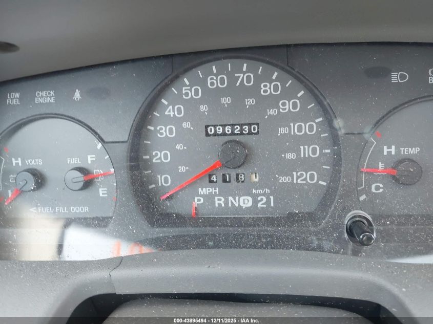 2005 Mercury Grand Marquis Gs VIN: 2MEFM74W55X673721 Lot: 43895494