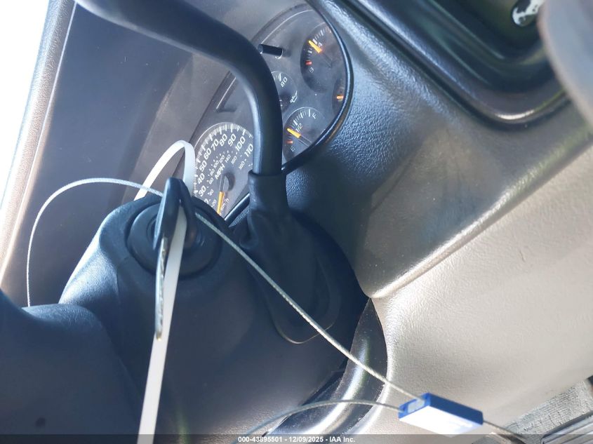 2004 Chevrolet Tahoe Ls VIN: 1GNEC13V74J332728 Lot: 43895501