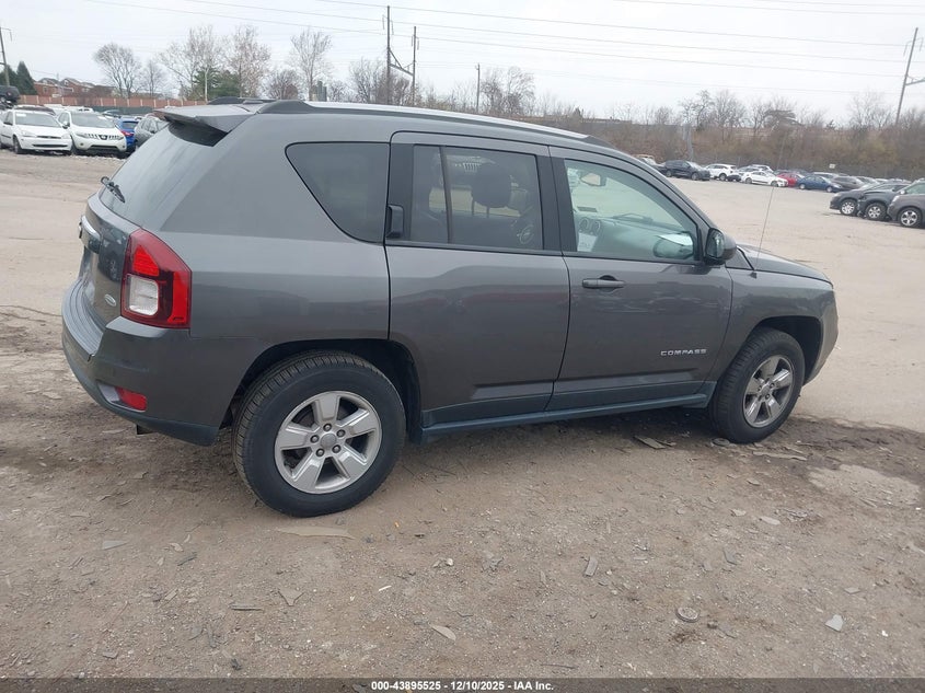 1C4NJCEA9GD744768 2016 JEEP COMPASS photo no. 4