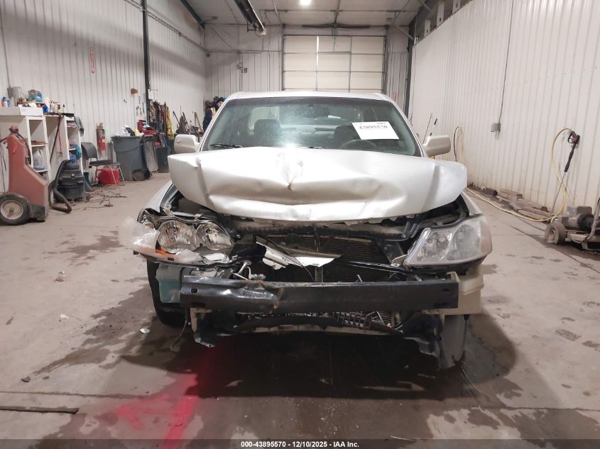 2002 Toyota Avalon Xls VIN: 4T1BF28B72U243823 Lot: 43895570