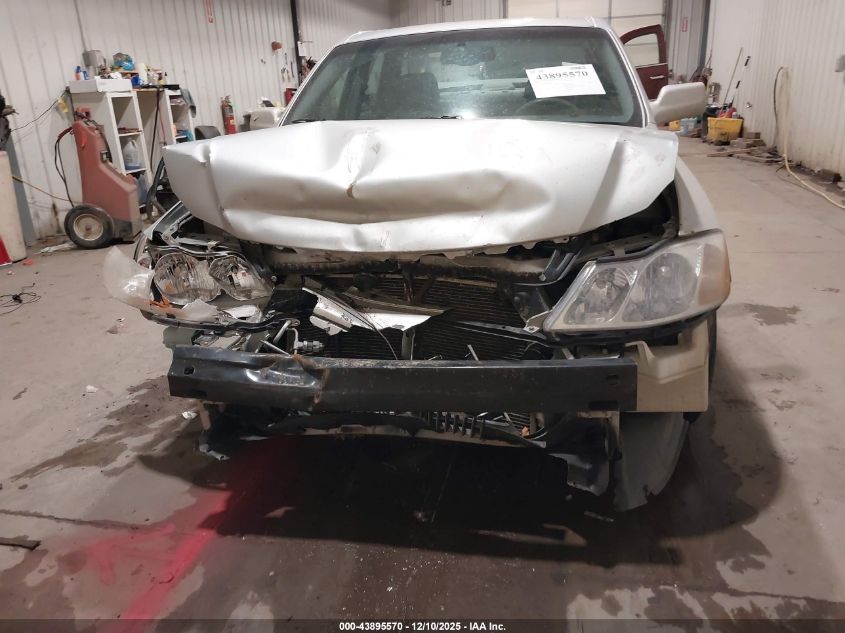 2002 Toyota Avalon Xls VIN: 4T1BF28B72U243823 Lot: 43895570