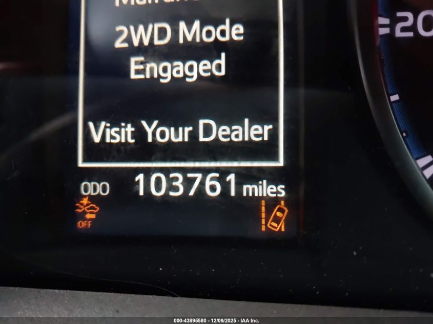 2018 Toyota Rav4 Le VIN: 2T3BFREV5JW831300 Lot: 43895580