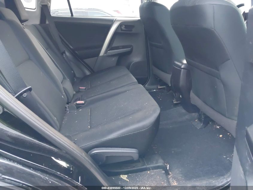 2018 Toyota Rav4 Le VIN: 2T3BFREV5JW831300 Lot: 43895580