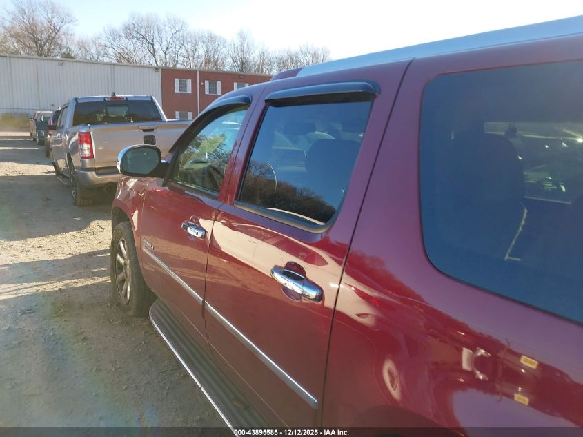 2011 GMC Yukon Xl 1500 Denali VIN: 1GKS2MEF7BR306039 Lot: 43895585