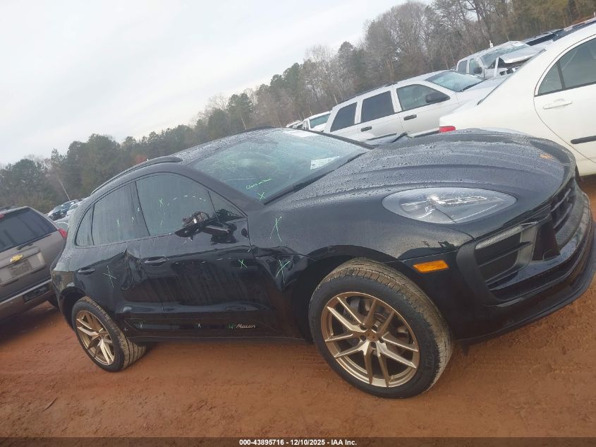 2024 Porsche Macan T VIN: WP1AA2A58RLB15978 Lot: 43895716