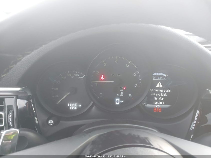 2024 Porsche Macan T VIN: WP1AA2A58RLB15978 Lot: 43895716