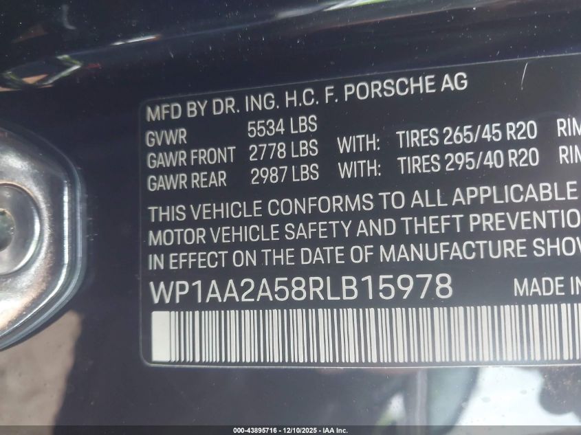 2024 Porsche Macan T VIN: WP1AA2A58RLB15978 Lot: 43895716