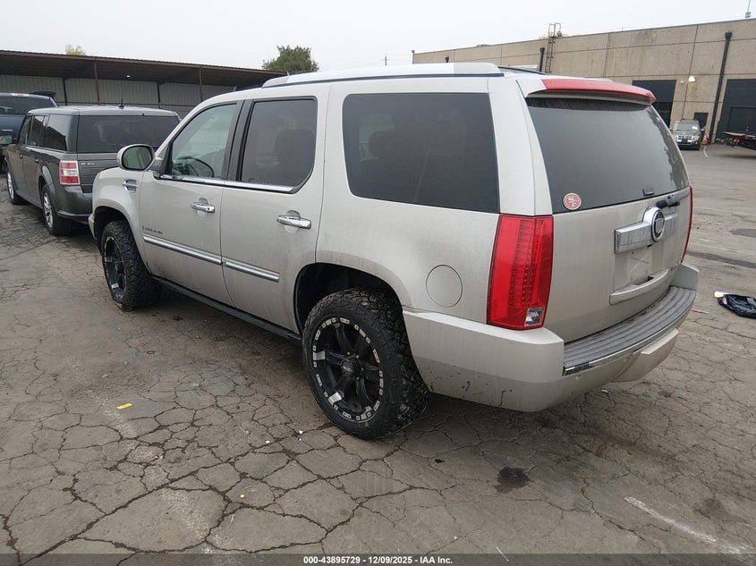 2008 Cadillac Escalade Standard