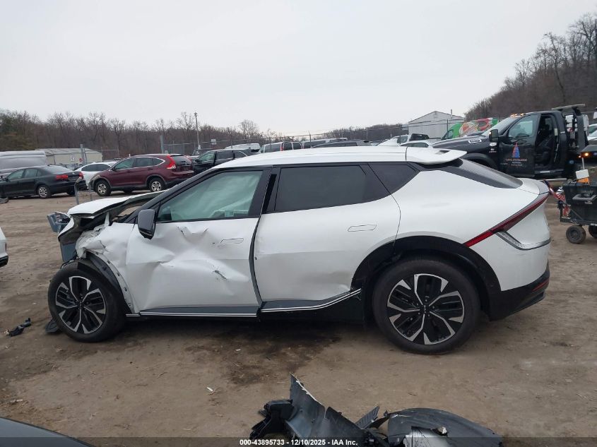 2022 Kia Ev6 Wind VIN: KNDC3DLC2N5042665 Lot: 43895733