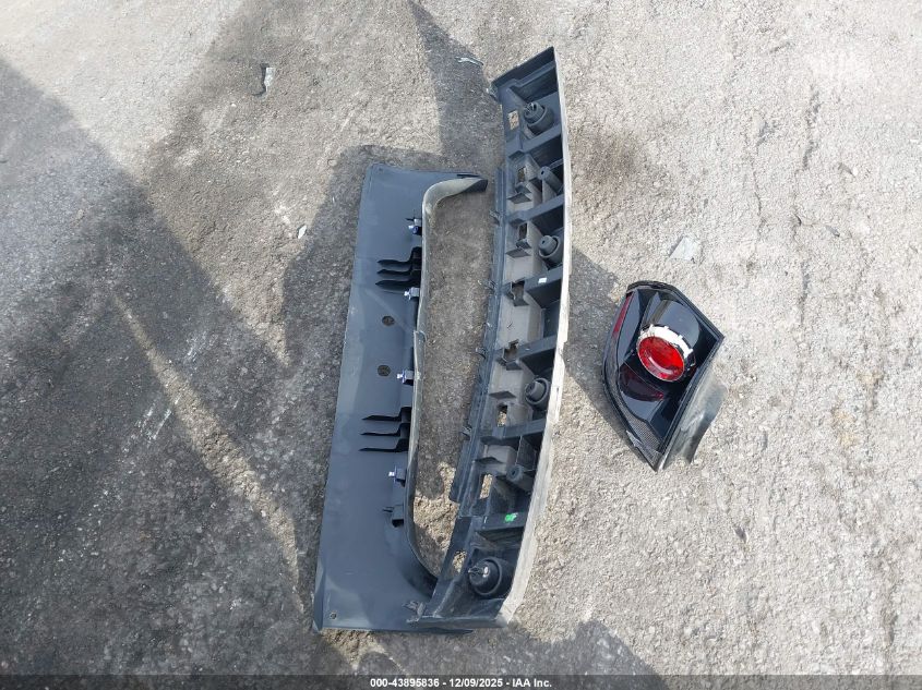 2009 Pontiac G8 Gt VIN: 6G2EC57Y99L193936 Lot: 43895836