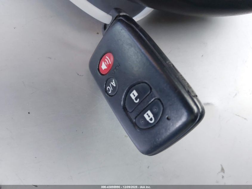 2013 Toyota Prius Plug-In VIN: JTDKN3DP9D3031027 Lot: 43895990