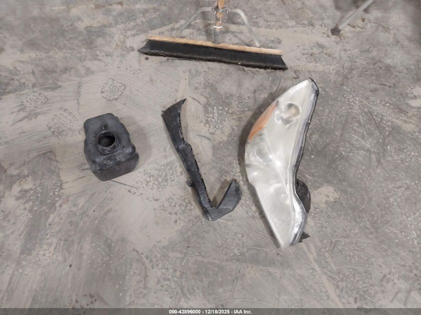 2013 Subaru Outback 2.5I VIN: 4S4BRBAC8D3320492 Lot: 43896000